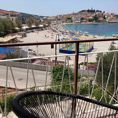 Rooms 22 - Beachfront Primosten Bagian luar foto