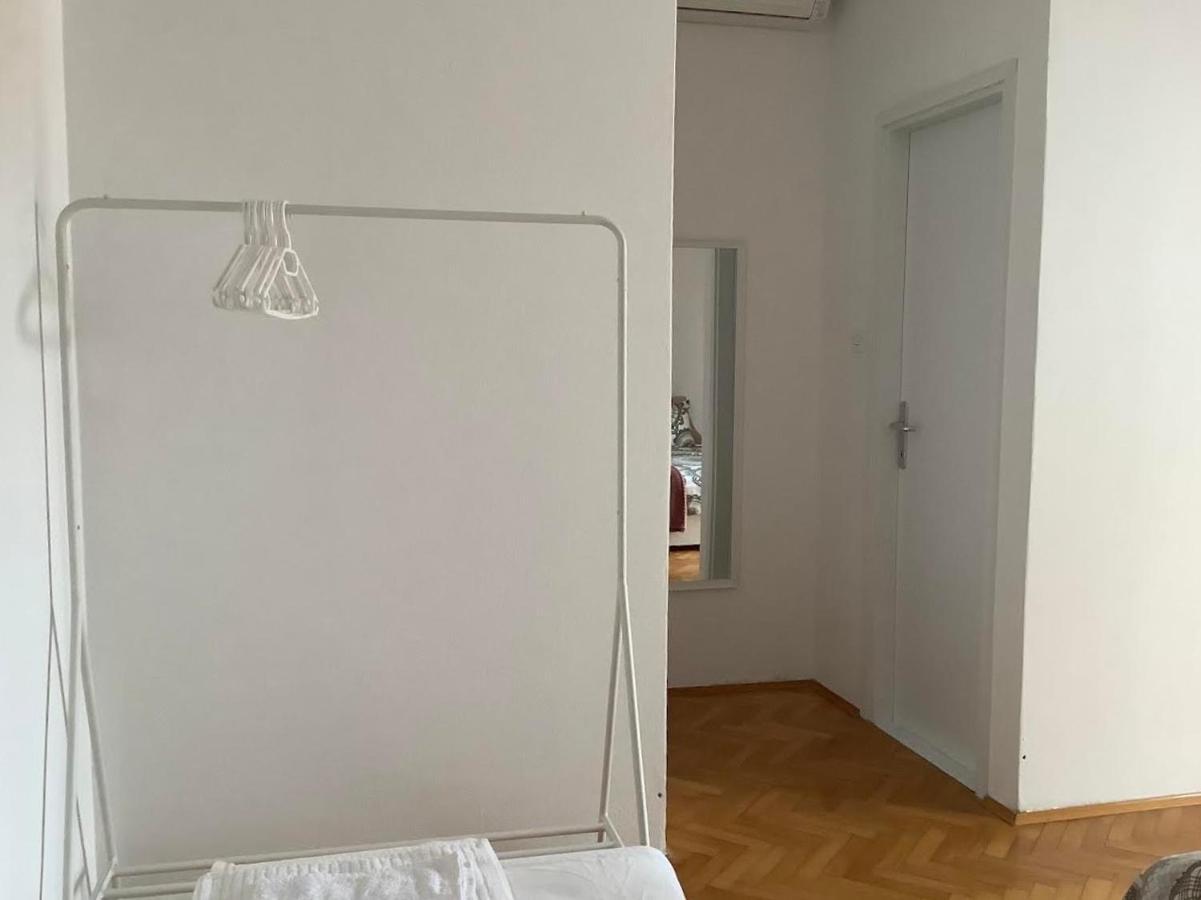 Rooms 22 - Beachfront Primosten Bagian luar foto