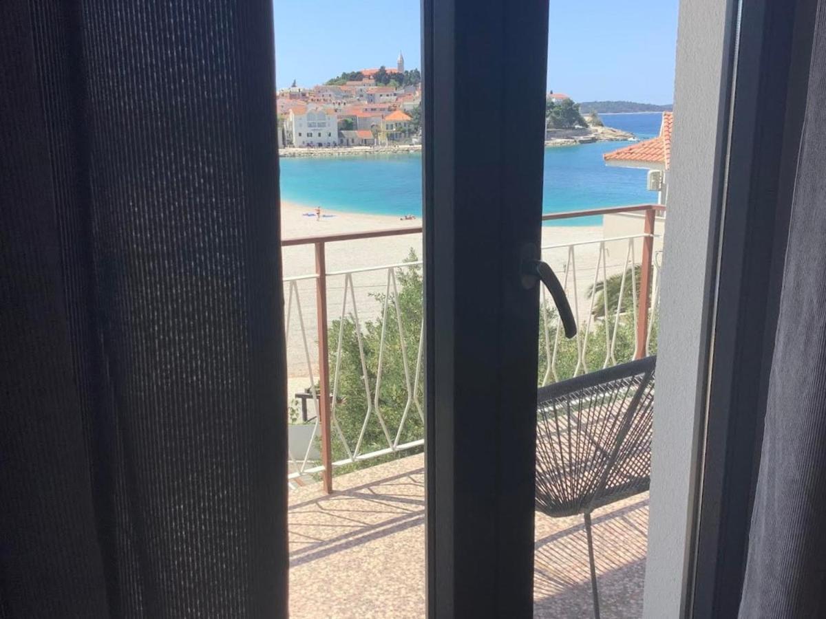Rooms 22 - Beachfront Primosten Bagian luar foto