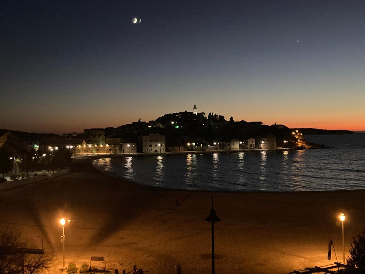 Rooms 22 - Beachfront Primosten Bagian luar foto