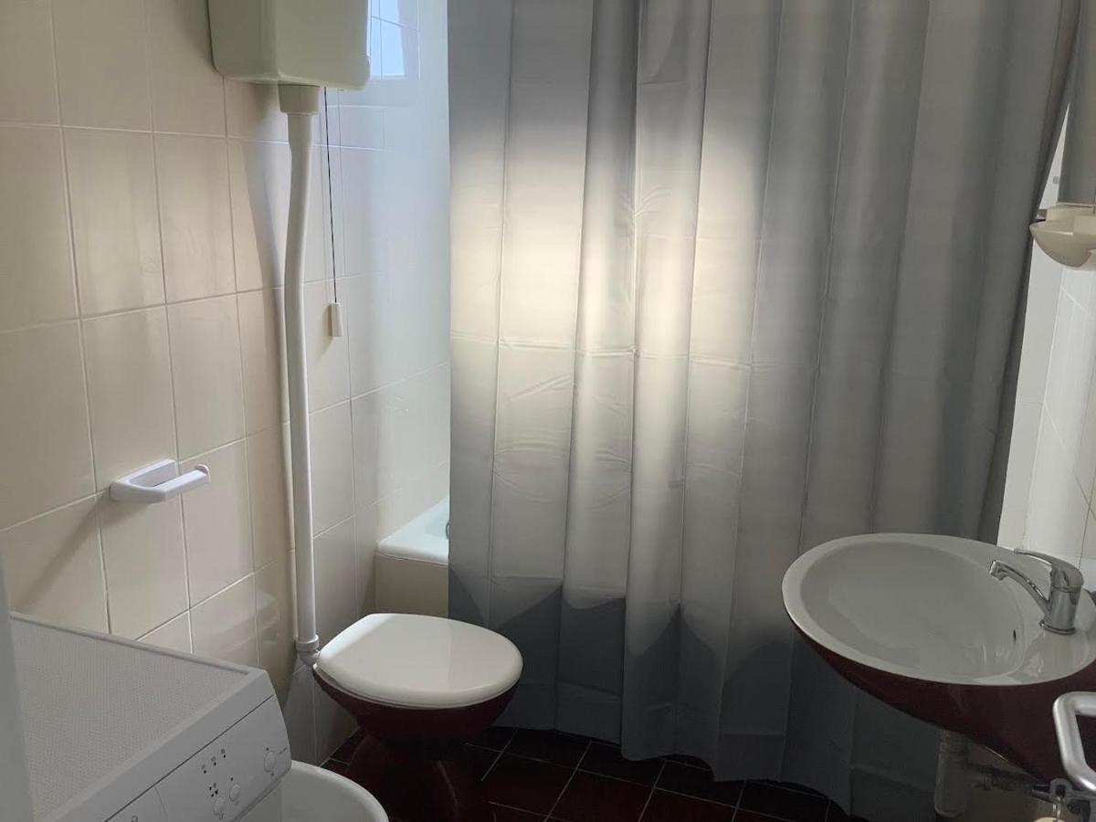 Rooms 22 - Beachfront Primosten Bagian luar foto