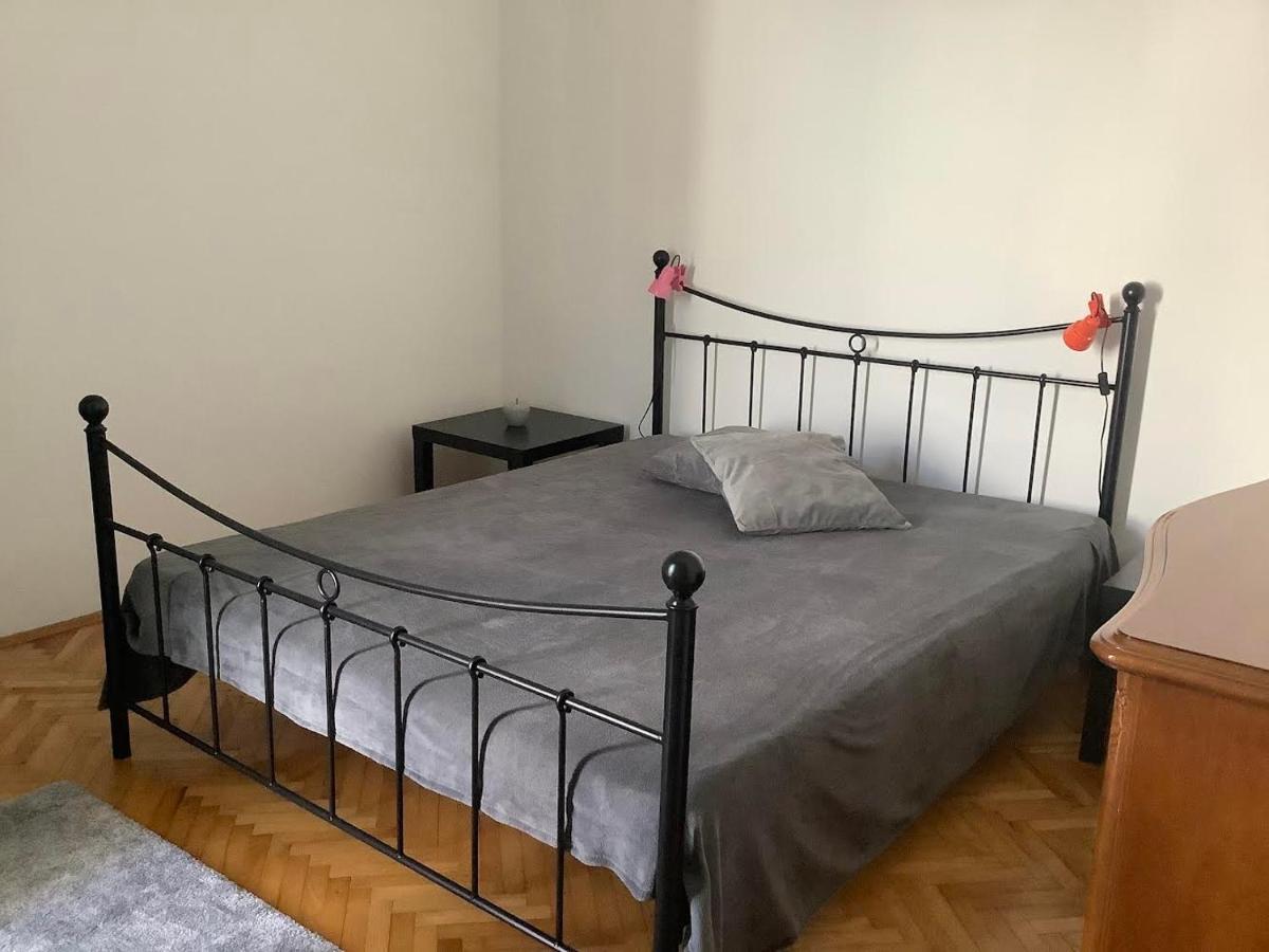 Rooms 22 - Beachfront Primosten Bagian luar foto